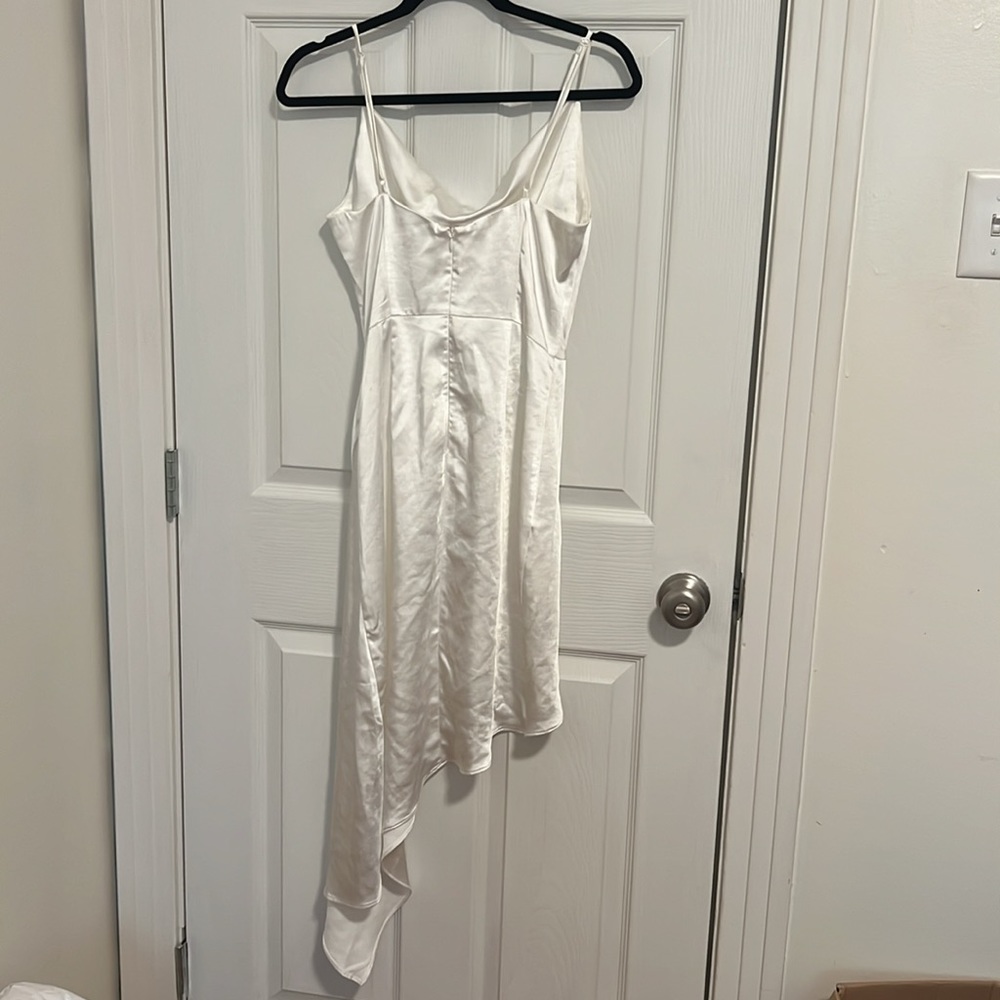 Elliatt asymmetrical dress - Picture 3 of 7